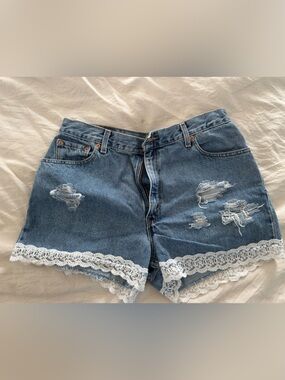 Vintage Lace Trim Distressed Levi Shorts
